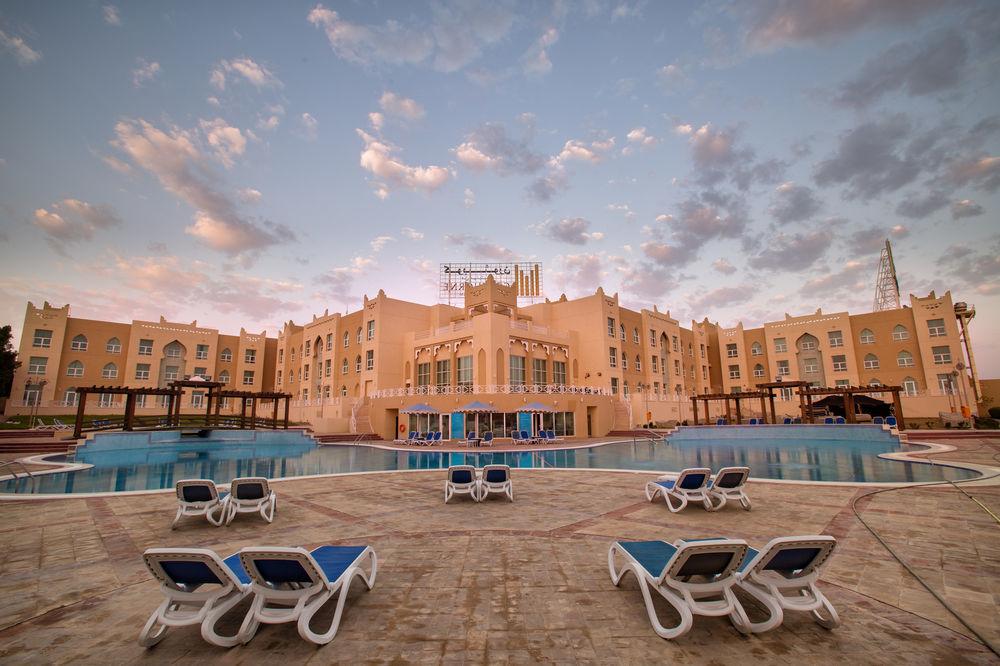 Copthorne Al Jahra Hotel & Resort Kuwait City Bagian luar foto