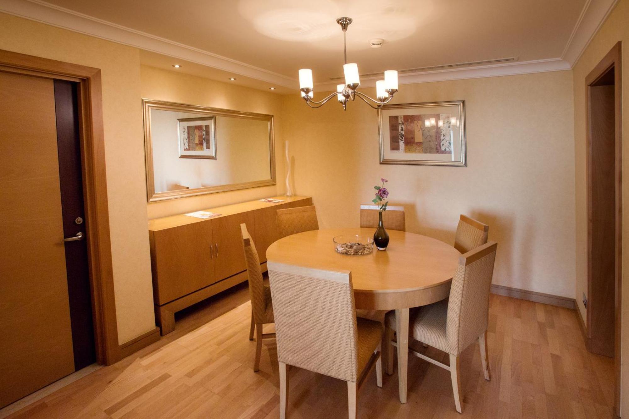 Copthorne Al Jahra Hotel & Resort Kuwait City Bagian luar foto