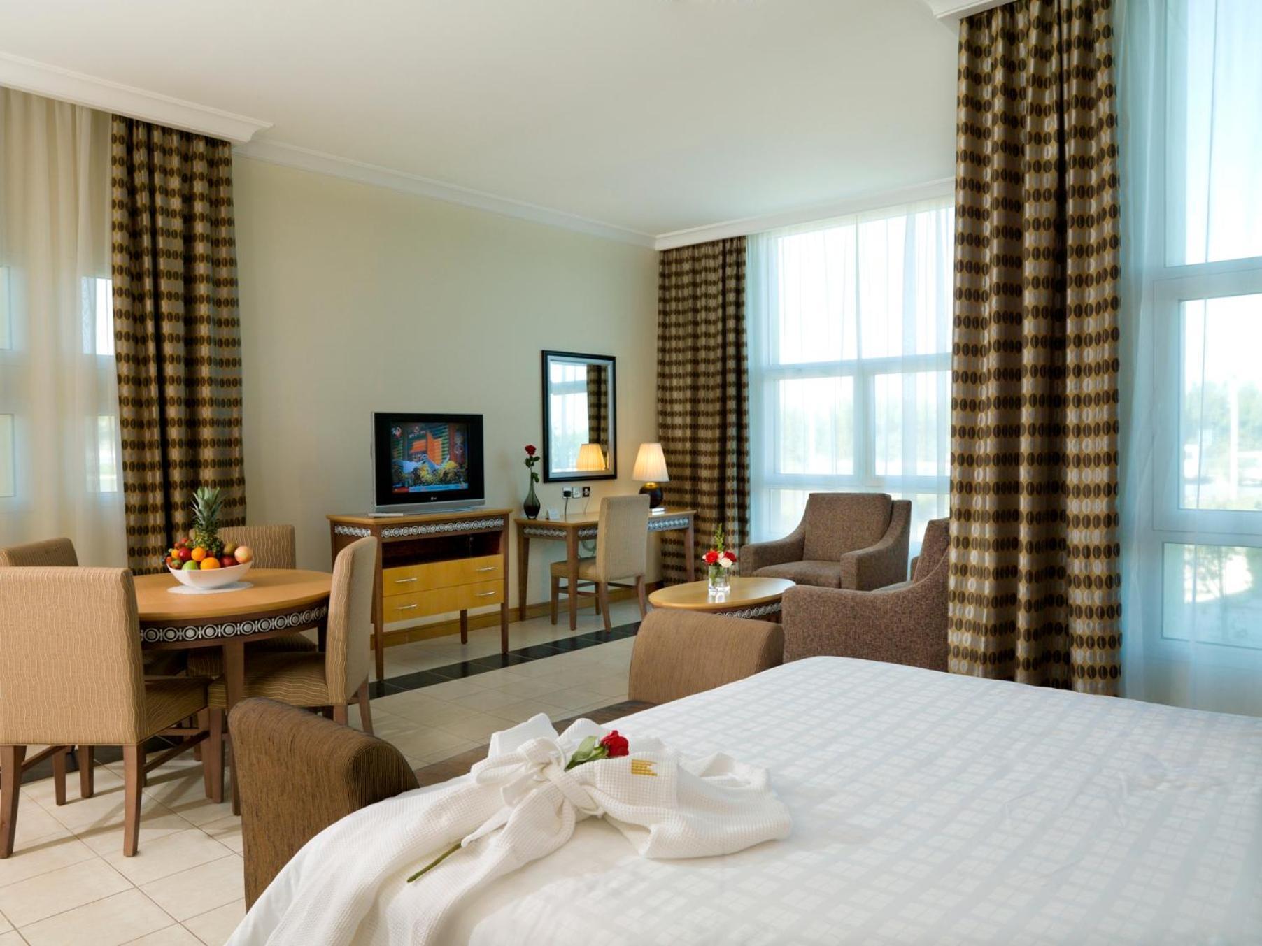 Copthorne Al Jahra Hotel & Resort Kuwait City Bagian luar foto