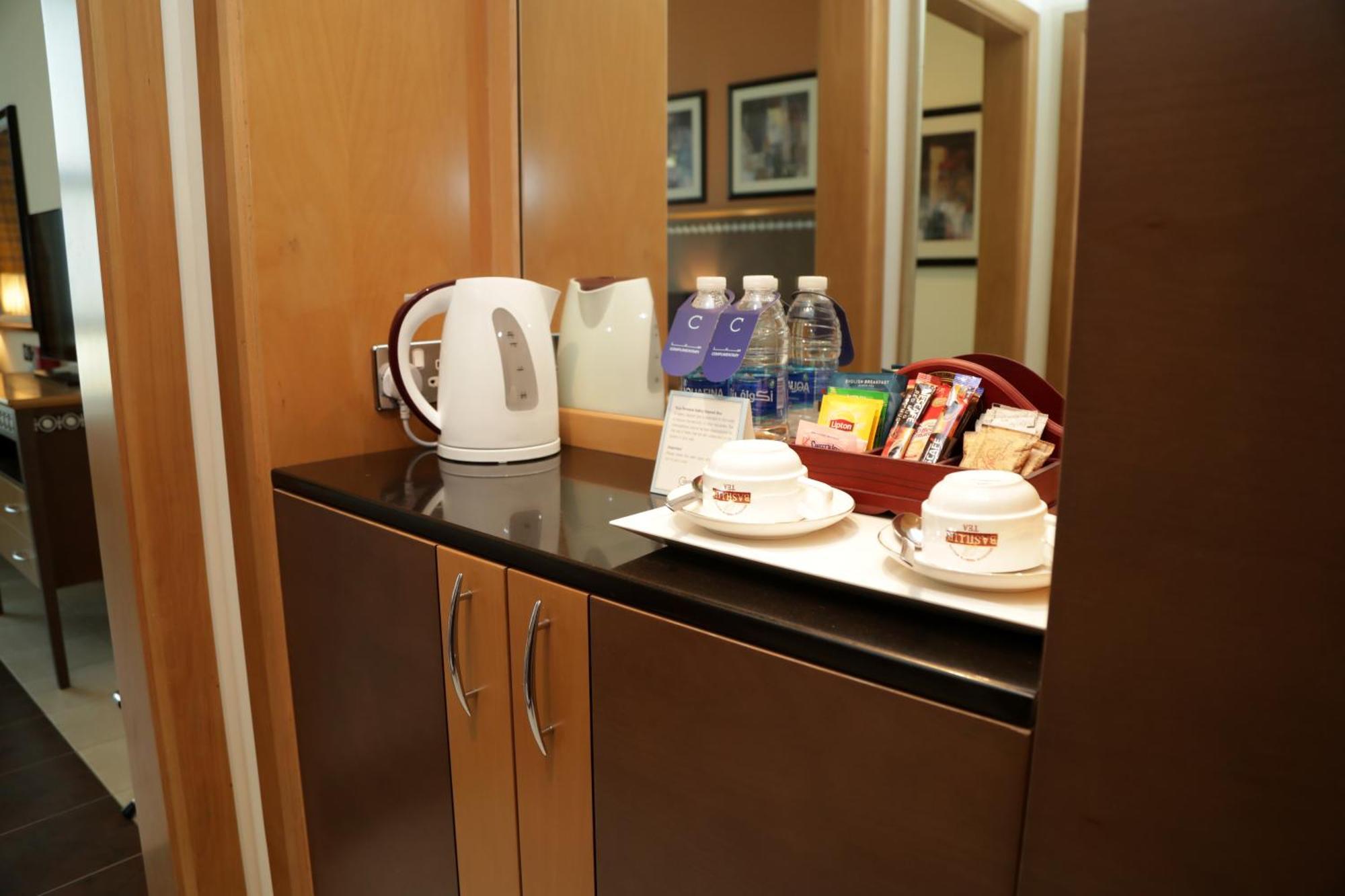 Copthorne Al Jahra Hotel & Resort Kuwait City Bagian luar foto