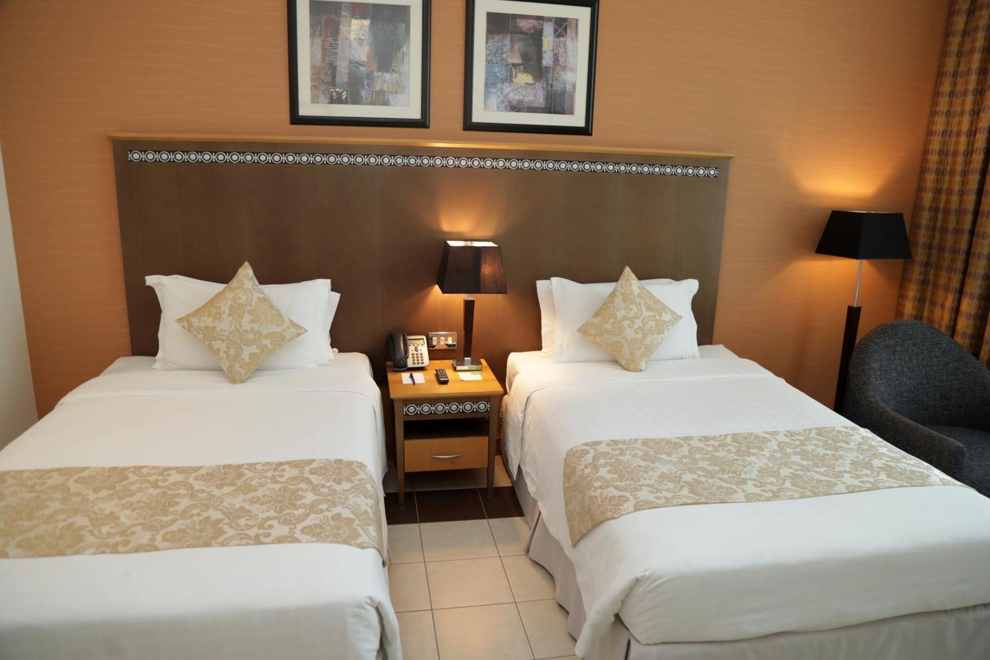 Copthorne Al Jahra Hotel & Resort Kuwait City Bagian luar foto