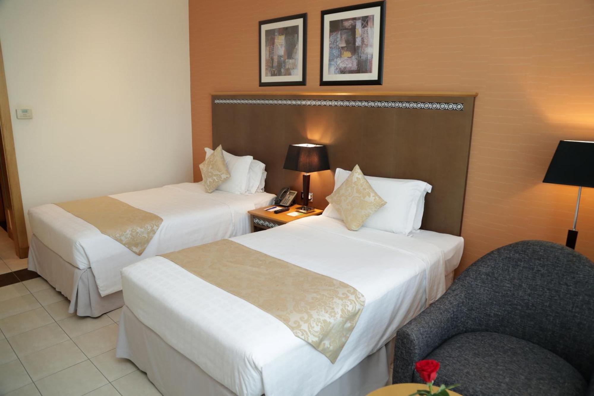 Copthorne Al Jahra Hotel & Resort Kuwait City Bagian luar foto