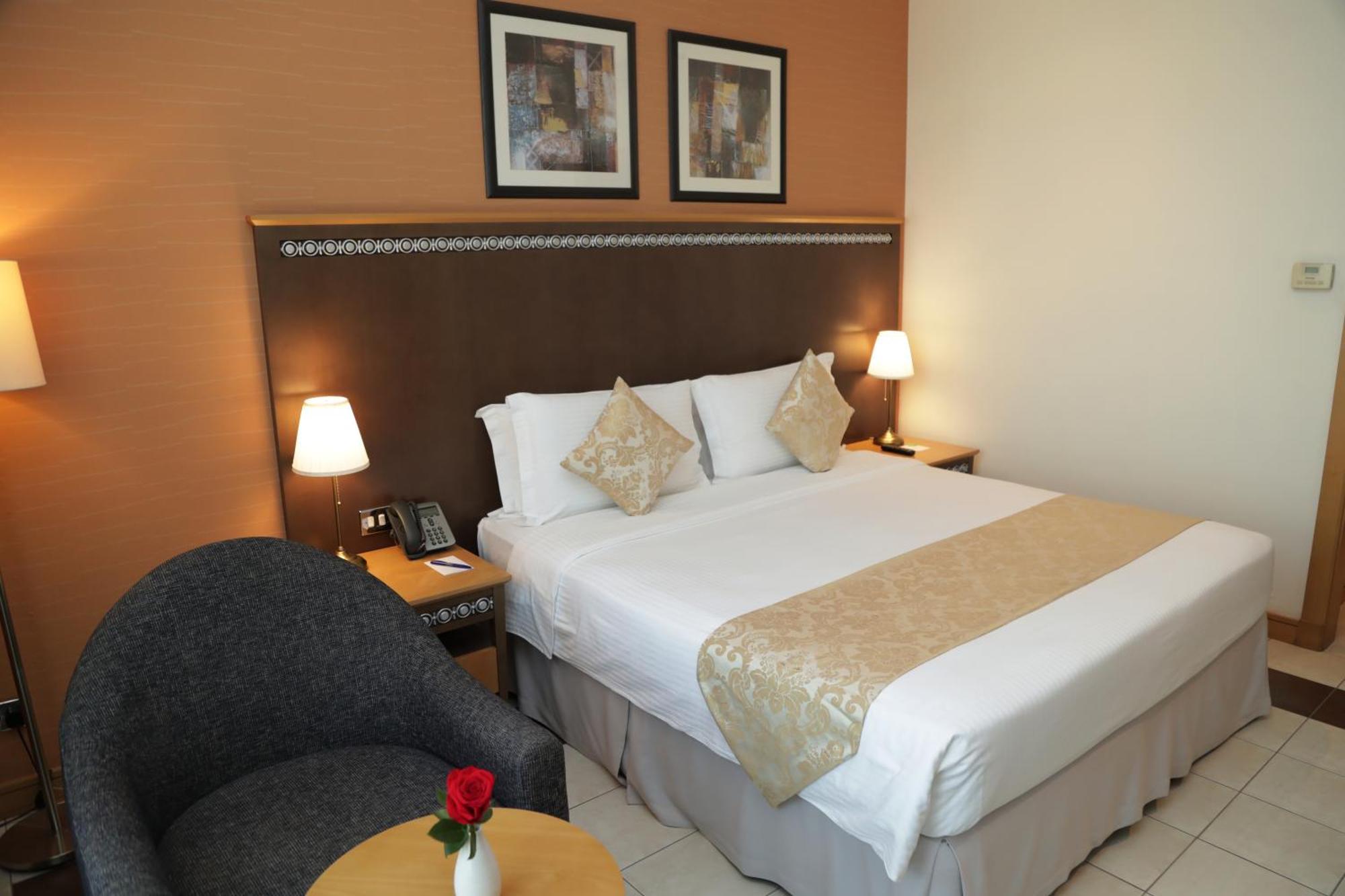 Copthorne Al Jahra Hotel & Resort Kuwait City Bagian luar foto
