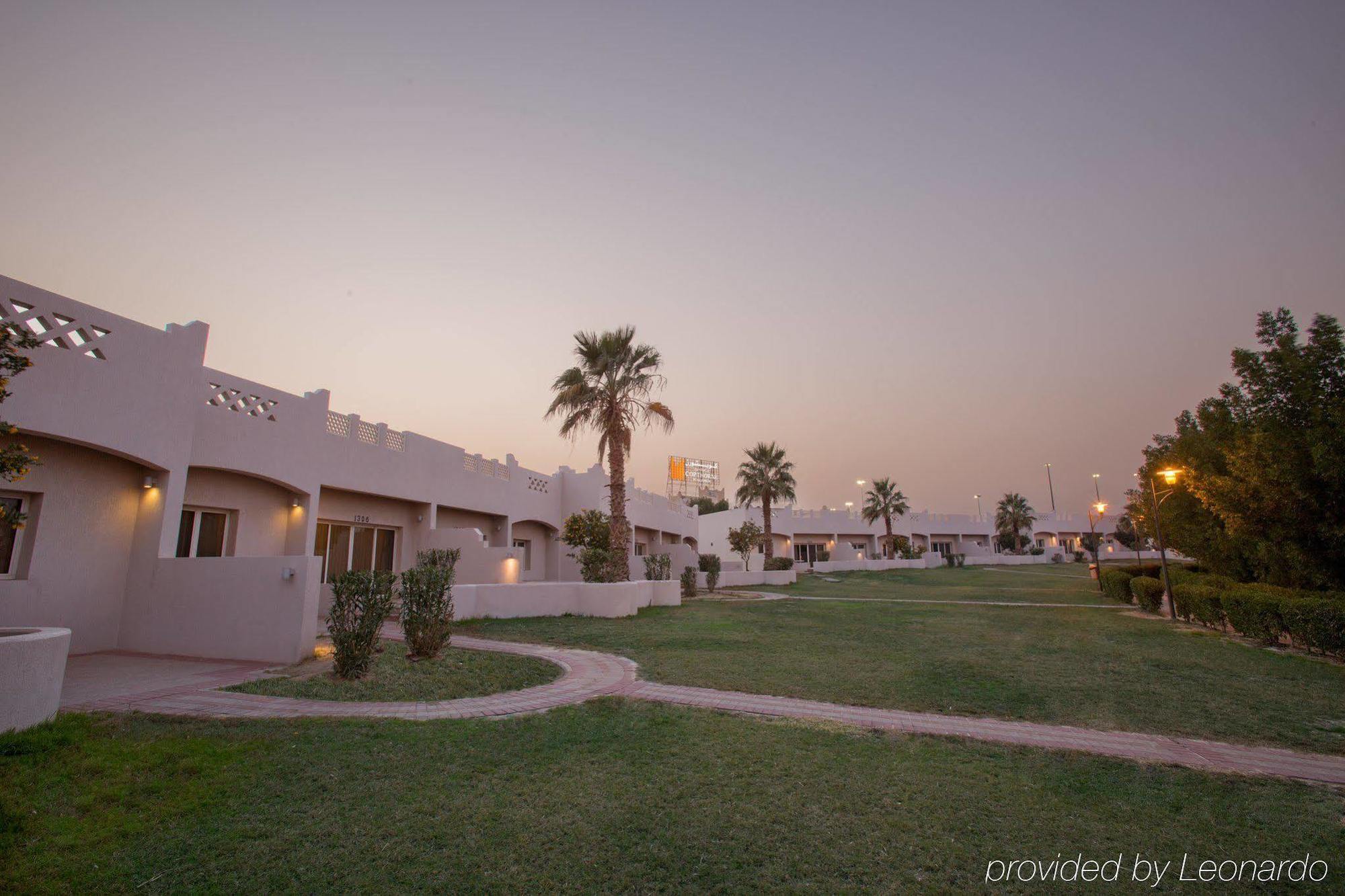 Copthorne Al Jahra Hotel & Resort Kuwait City Bagian luar foto