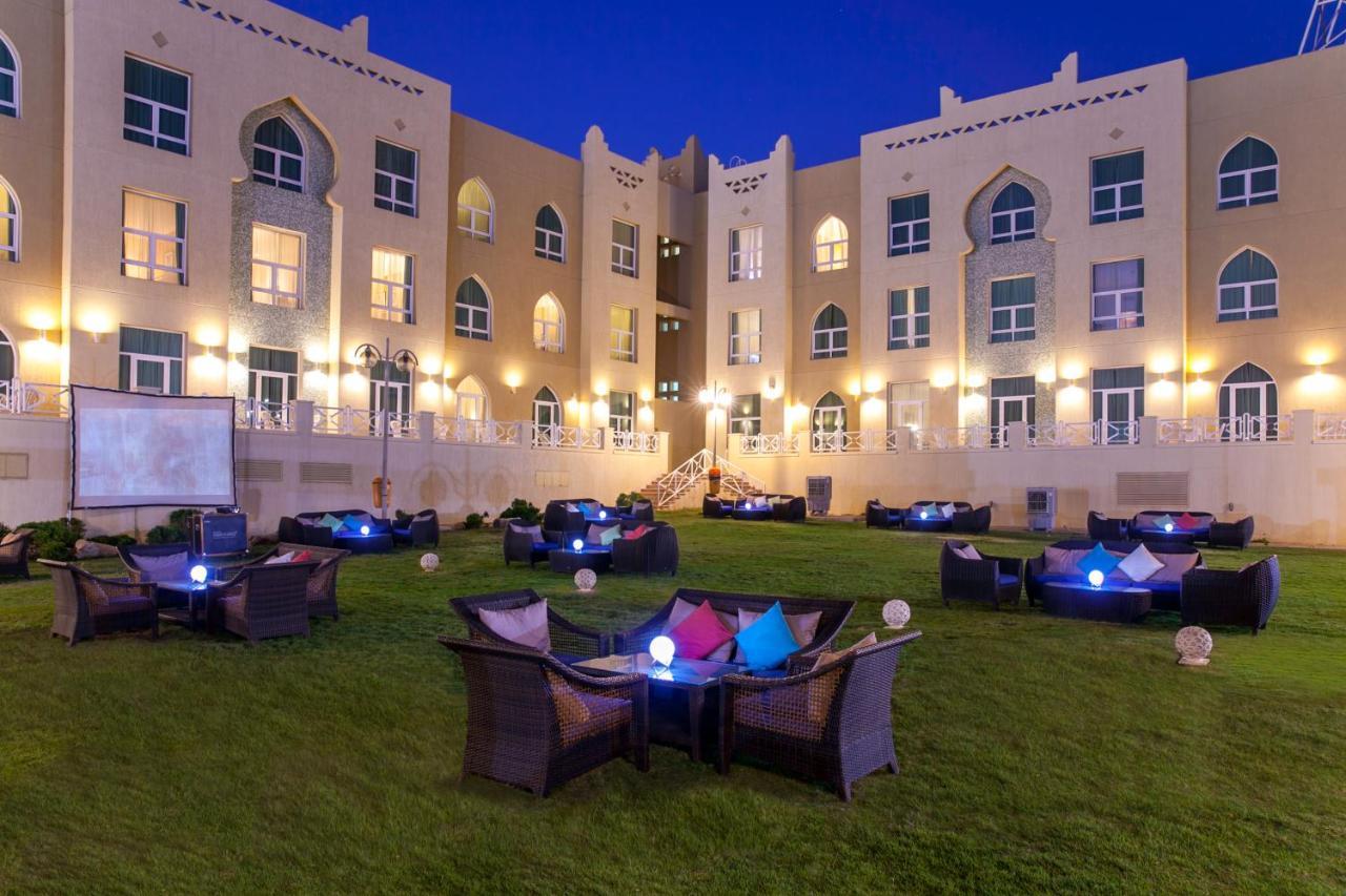 Copthorne Al Jahra Hotel & Resort Kuwait City Bagian luar foto